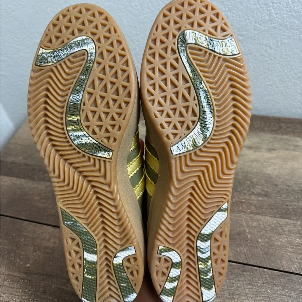 Adidas Palace X Puig Samba Size 11 Olive Gold Palace Samba‎ Pu HQ6100 New